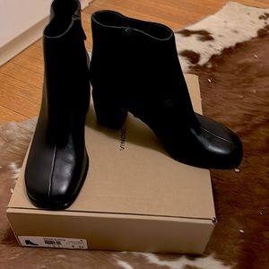 Vince - Maggie black ankle boots size 8